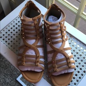 Tan/gold  gladiator sandals